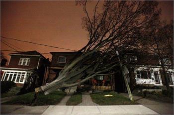 Thousands in GTA still without power after storm