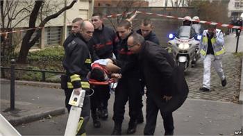 عملیات گسترده پلیس فرانسه برای دستگیری عاملان حمله چهارشنبه